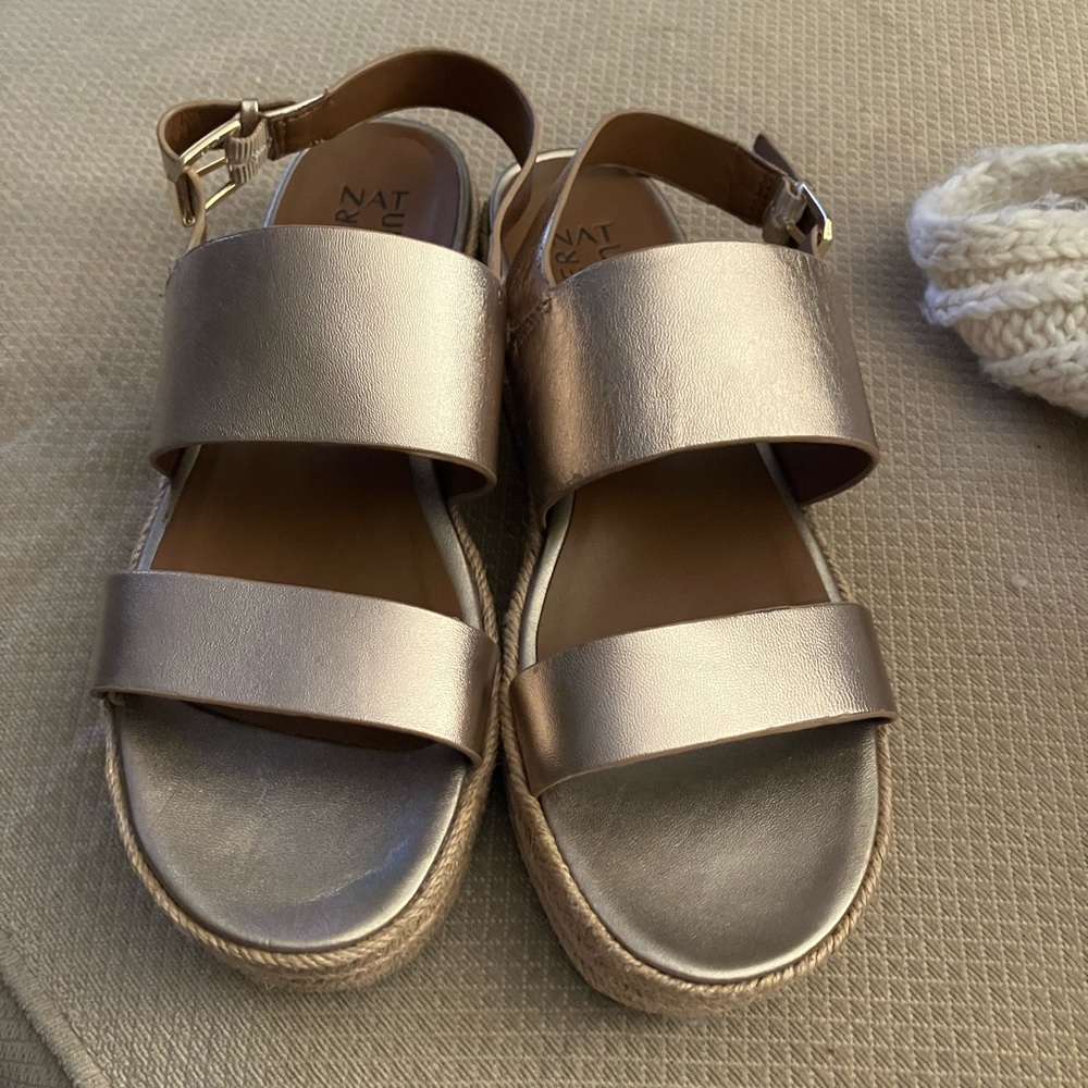 Naturalizer sandals